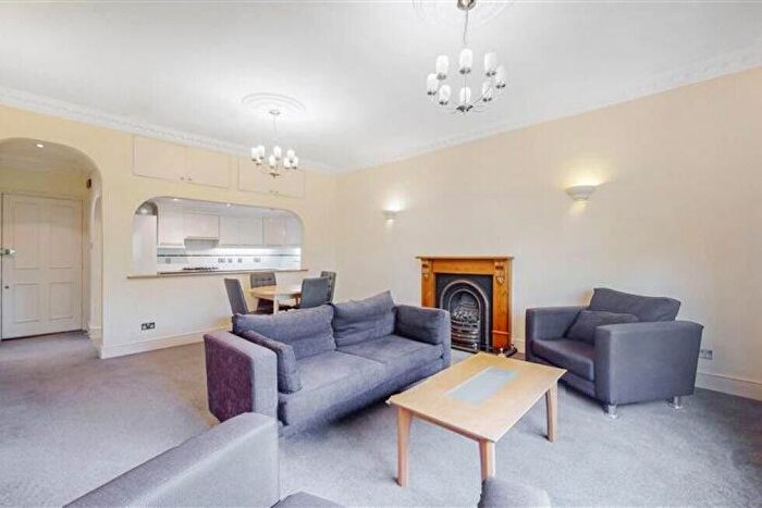 2 Bedroom Flat To Rent In Belsize Park Gardens, London, NW3