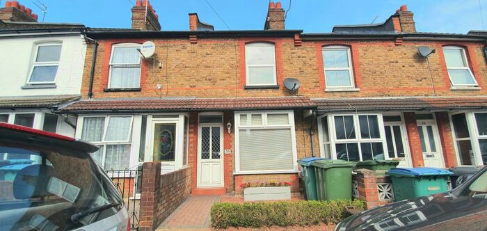 2 Bedroom Property To Rent In Brighton Road, Watford, WD24