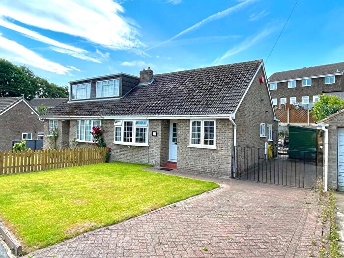 2 Bedroom Semi-Detached Bungalow For Sale In Kirkwood Drive, Lindley, Huddersfield, HD3