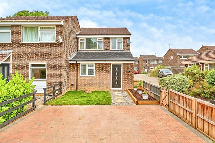 3 Bedroom Semi-Detached House For Sale In Railey Road, Saffron Walden, CB11