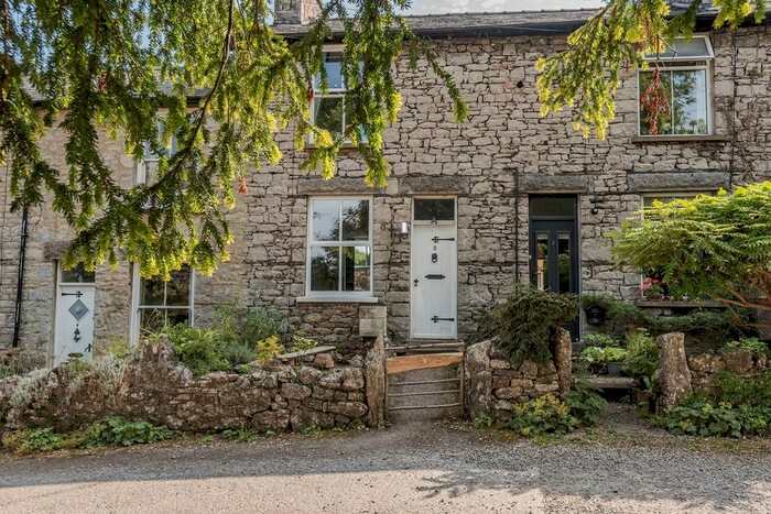 2 Bedroom Terraced House To Rent In Mount Pleasant, Arnside, LA5