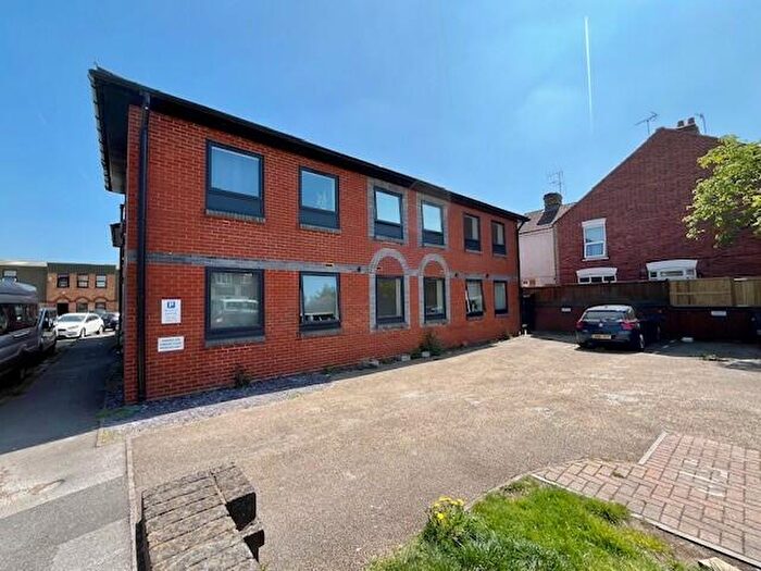 1 Bedroom Apartment To Rent In Desborough Park Road, High Wycombe, HP12