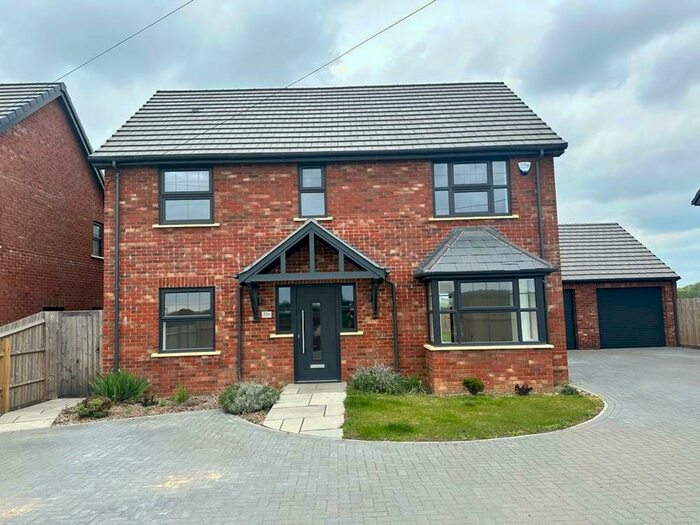 4 Bedroom Detached House To Rent In Sandy Road, Willington, MK44