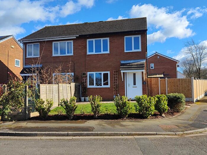 3 Bedroom Semi-Detached House To Rent In Masonfield, Bamber Bridge, PR5