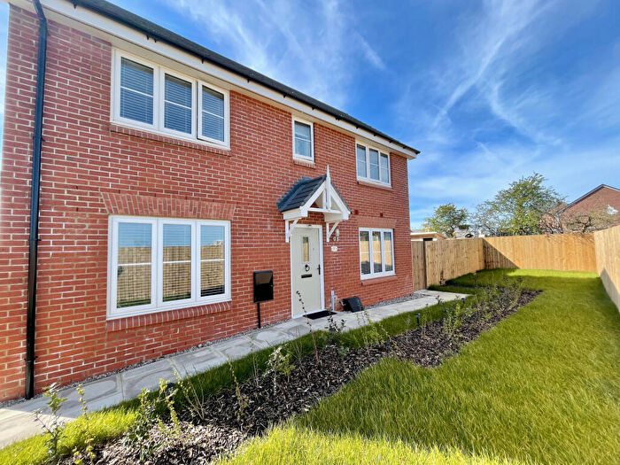3 Bedroom Semi Detached House For Sale In Wiltshire Lane, Thornton, FY5