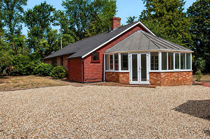 4 Bedroom Detached Bungalow For Sale In Gosford Road, Ottery Saint Mary, EX11