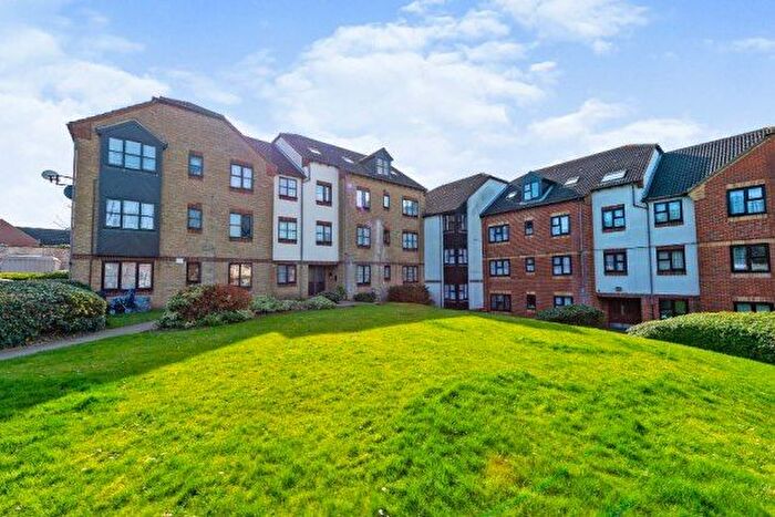 1 Bedroom Flat To Rent In The Ridings, Luton, LU3