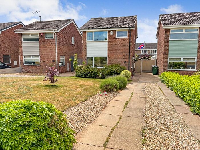 3 Bedroom Property For Sale In Arundel Close, Gainsborough, DN21