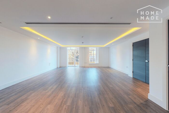 3 Bedroom Apartment To Rent In Chandos Way, Golders Green, NW11