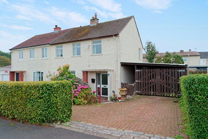 3 Bedroom Semi-Detached Villa For Sale In Fleming Road, Houston, PA6