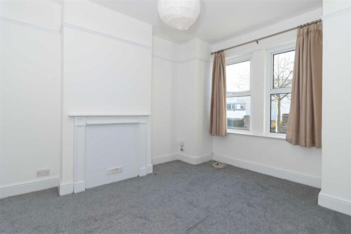 1 Bedroom Flat To Rent In Fonthill Road, Hove, BN3