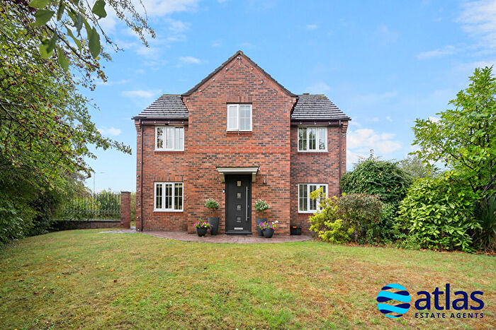 4 Bedroom Detached House For Sale In Bromley Close, Halewood, L26