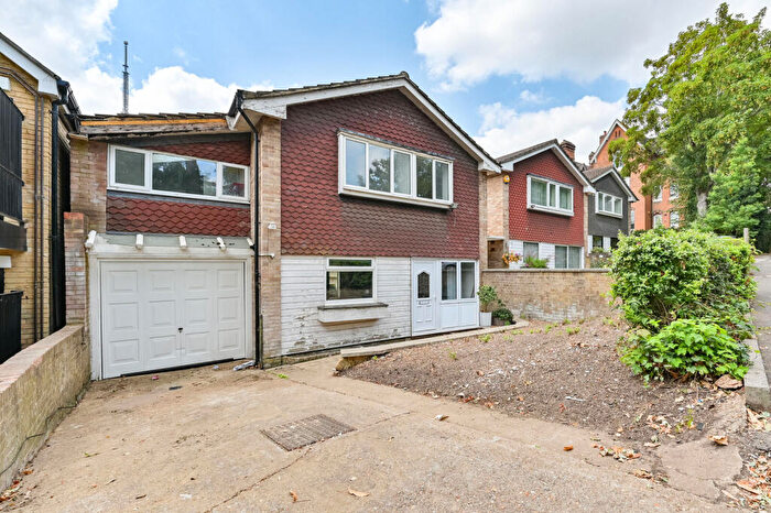 4 Bedroom House For Sale In Sylvan Hill, Crystal Palace, London, SE19
