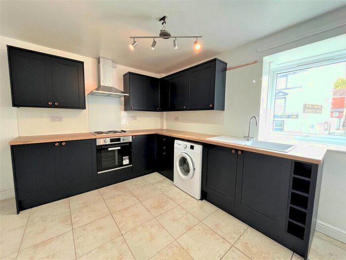 2 Bedroom Property To Rent In Friars Walk, St. Leonards, Exeter, EX2