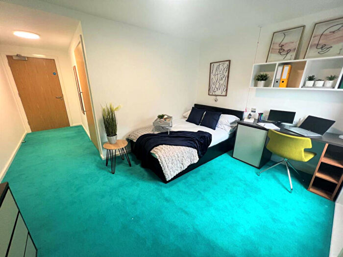 5 Bedroom Private Halls To Rent In Egerton Street, Sheffield, S1