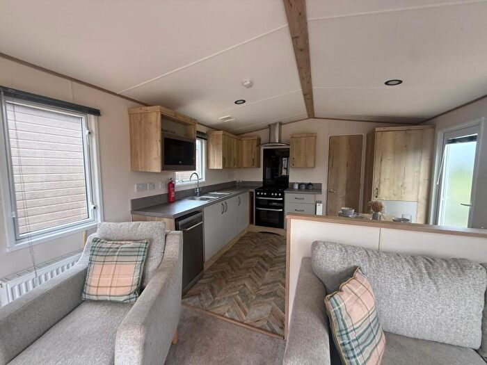 2 Bedroom Caravan For Sale In Tedburn St Mary, Exeter, EX6