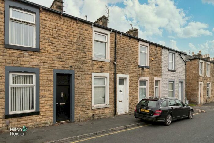 2 Bedroom Terraced House To Rent In Leyland Road, Burnley, BB11