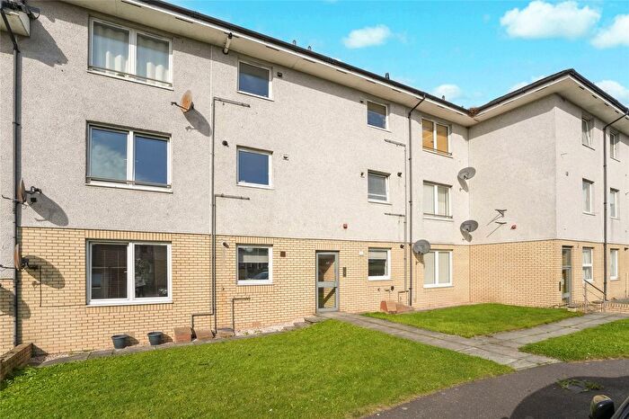 2 Bedroom Flat For Sale In East Burn Court, Kirkcaldy, Fife, KY1