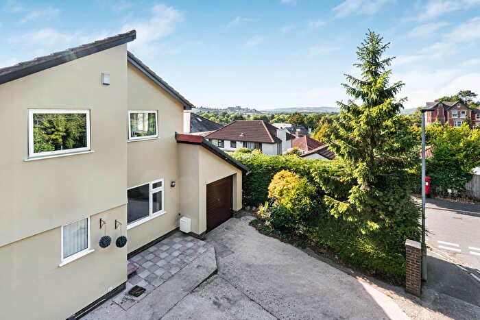 3 Bedroom Detached House For Sale In Silverwood Avenue, Newton Abbot, TQ12