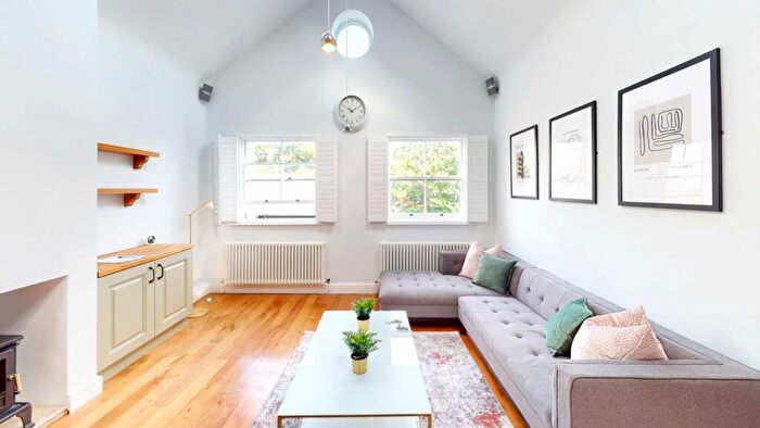 2 Bedroom Duplex To Rent In Clarence Street, Liverpool, L3