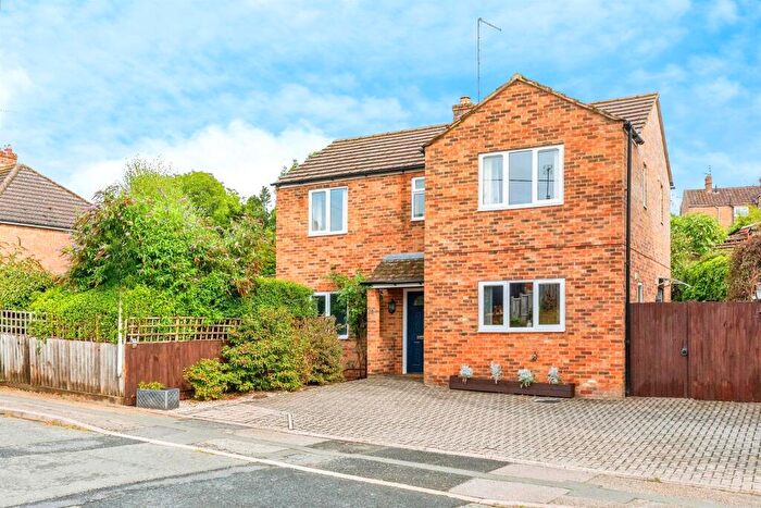 3 Bedroom Detached House For Sale In Denford Road, Ringstead, Kettering, NN14