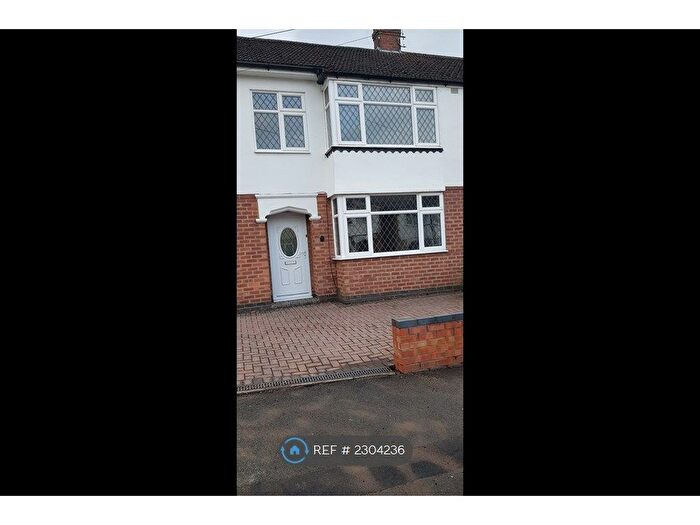 3 Bedroom Semi-Detached House To Rent In Norton Hill Drive, Coventry, CV2