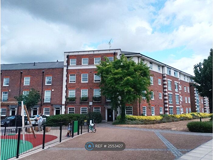 2 Bedroom Flat To Rent In Cornwallis Road, London, SE18