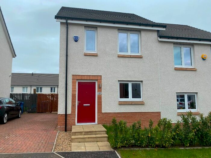 3 Bedroom Semi-Detached House To Rent In Shott Drive, High Blantyre, G72