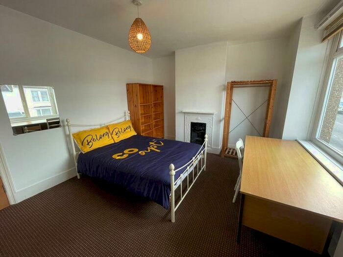 4 Bedroom Terraced House To Rent In Ladysmith Road, Brighton, BN2