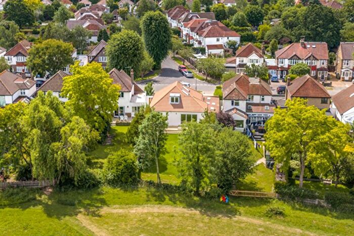 3 Bedroom Detached House For Sale In Ember Farm Way, East Molesey, KT8