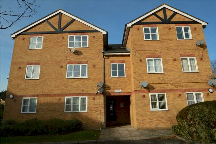 1 Bedroom Apartment To Rent In Maplin Park, Slough, Berkshire, SL3