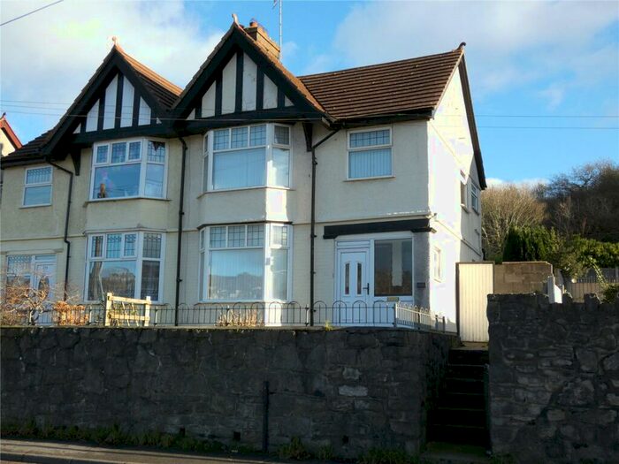 3 Bedroom Semi-Detached House To Rent In Caernarfon Road, Bangor, Gwynedd, LL57