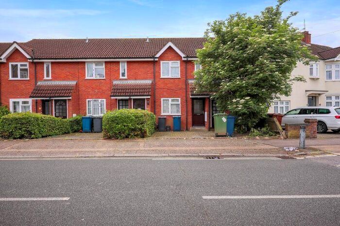 1 Bedroom Flat For Sale In Blenheim Road, Harrow, HA2