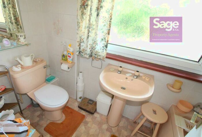 3 Bedroom Terraced House For Sale In Shakespeare Road, St. Dials, Cwmbran, NP44