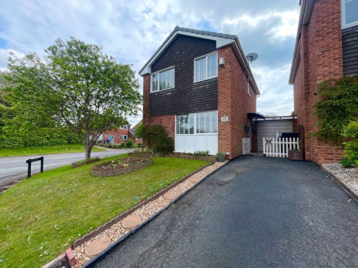 3 Bedroom Property To Rent In St. Marys Road, Lichfield, WS13