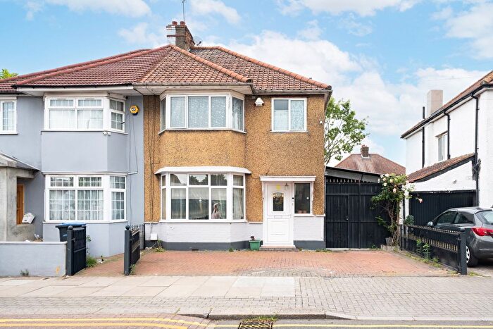 3 Bedroom Semi-Detached House For Sale In Sherrick Green Road, London, NW10