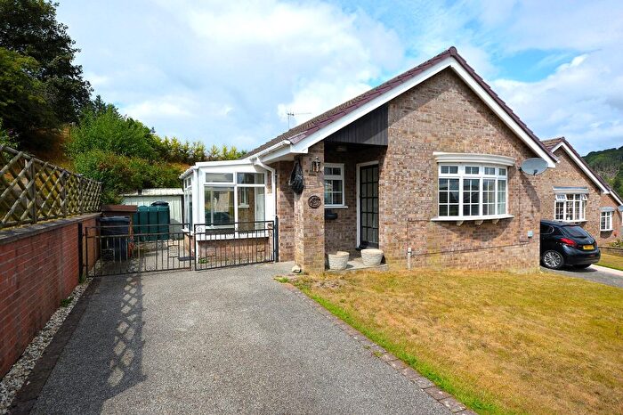 2 Bedroom Bungalow For Sale In Penarron Drive, Kerry, Newtown, Powys, SY16
