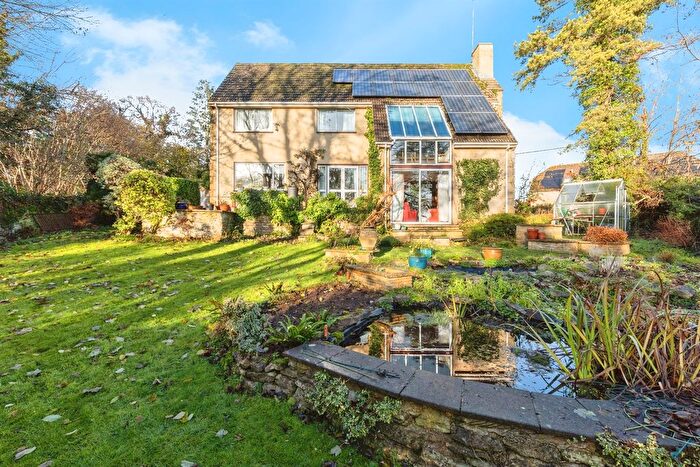 4 Bedroom Detached House For Sale In Winsley Road, Bradford-On-Avon, BA15