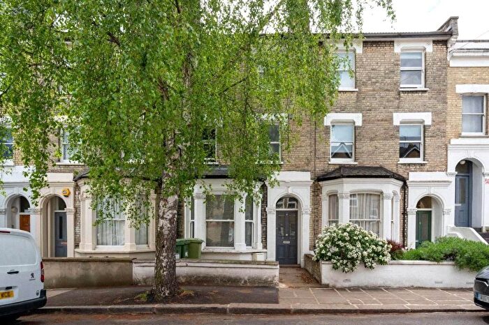 6 Bedroom Terraced House To Rent In Westville Road, London, W12