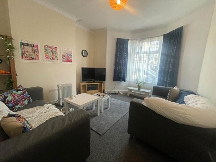 4 Bedroom End Of Terrace House To Rent In Tewkesbury Place, Cathays, CF24