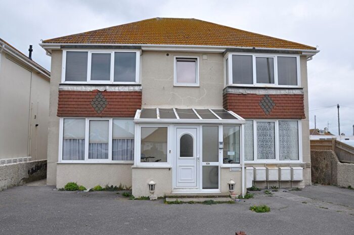 1 Bedroom Flat To Rent In South Coast Road, Telscombe Cliffs, BN10