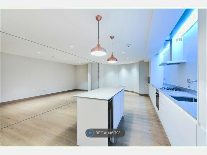 2 Bedroom Terraced House To Rent In Woodstock Avenue, London, NW11