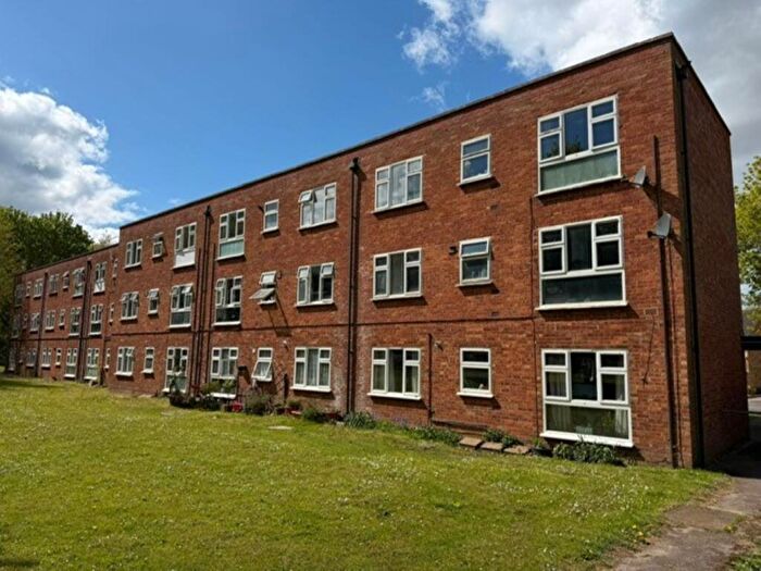 1 Bedroom Apartment For Sale In Rundells, Letchworth Garden City, SG6