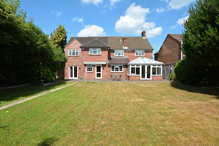 5 Bedroom Detached House For Sale In Church Lane, Copthorne, RH10