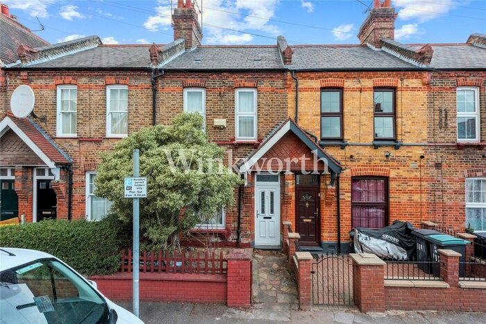3 Bedroom Terraced House To Rent In Morley Avenue, London, N22