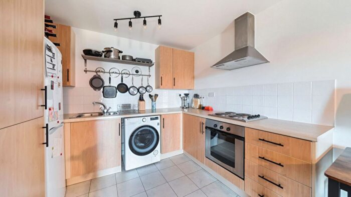 1 Bedroom Flat For Sale In Biggerstaff Rod, Stratford, E15