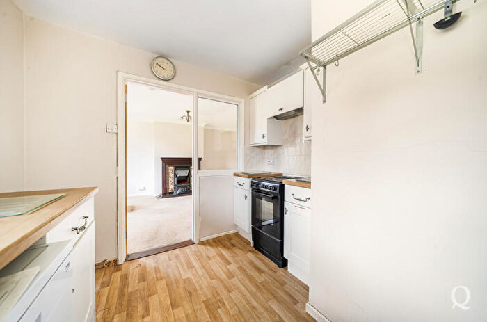 2 Bedroom Bungalow For Sale In Gayhurst Drive, Sittingbourne, Kent, ME10