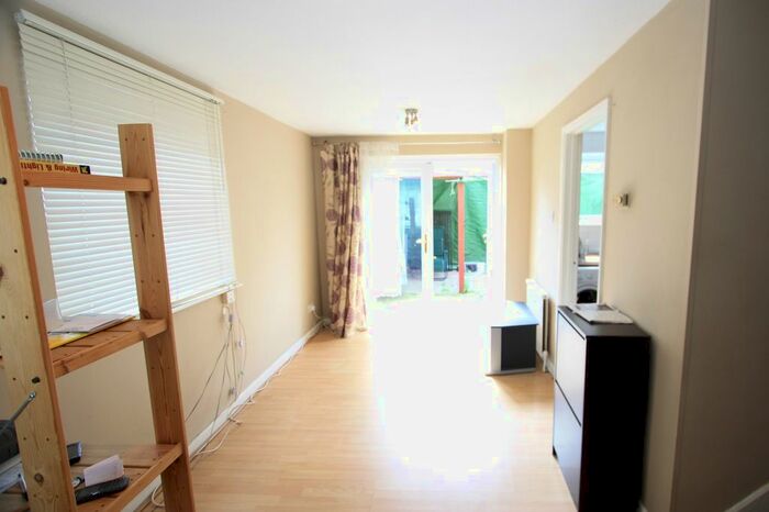 2 Bedroom End Of Terrace House To Rent In Church Place, Mitcham, CR4