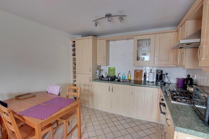 2 Bedroom Flat To Rent In Conigre Square, Trowbridge BA14