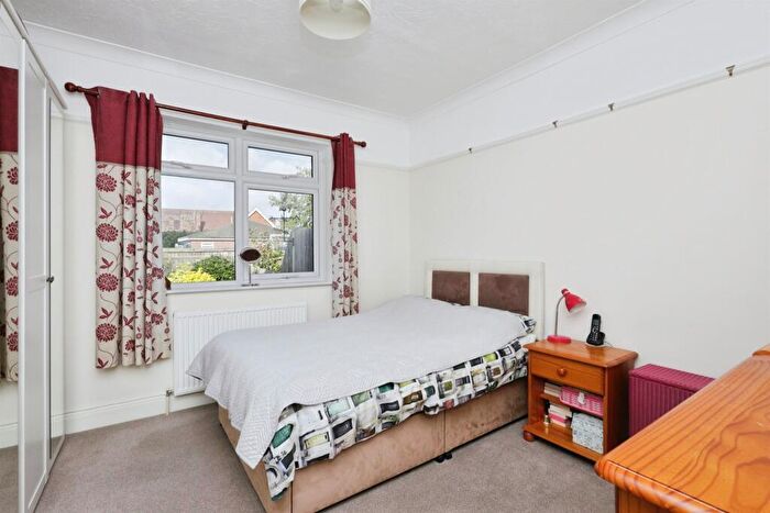 2 Bedroom Semi-Detached Bungalow For Sale In Stoney Lane, Hailsham, BN27